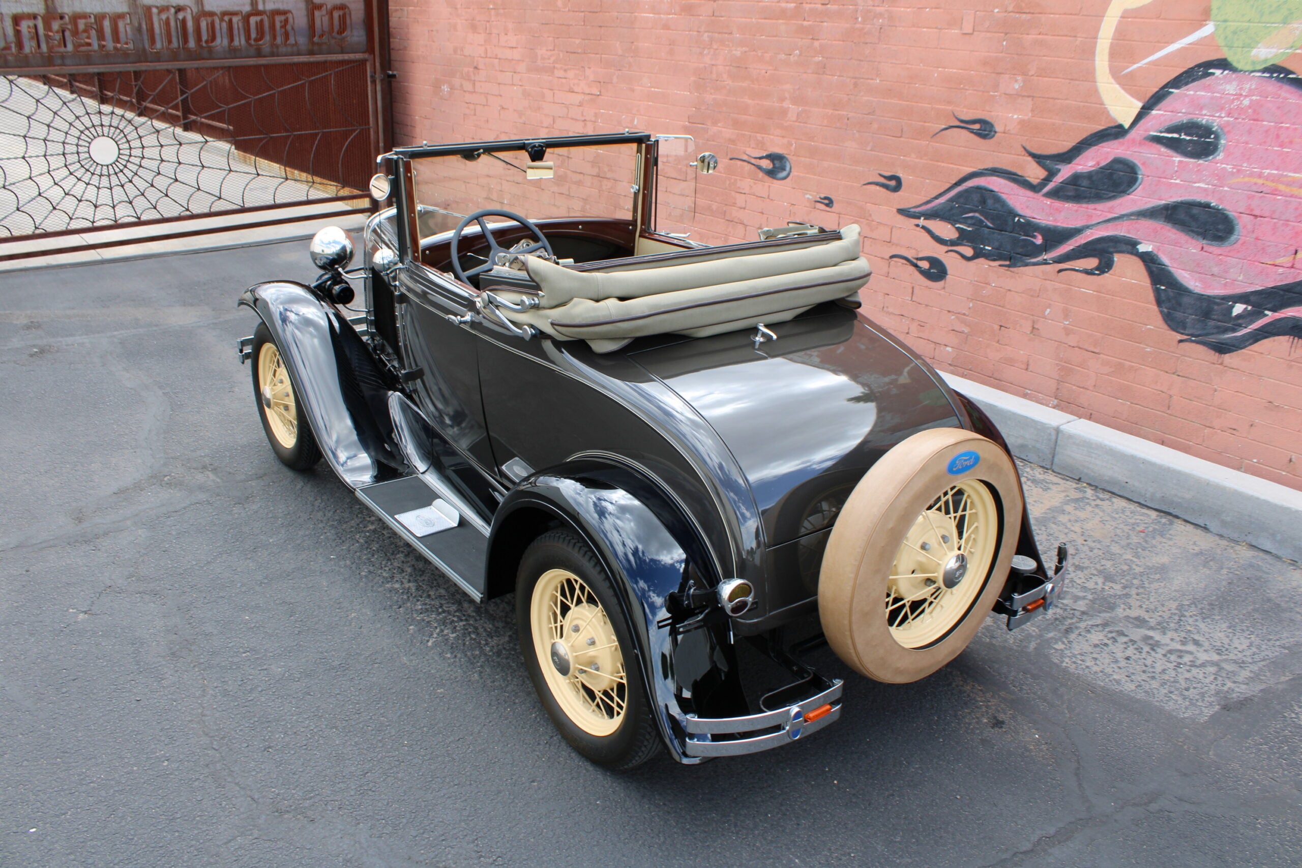 1930 Ford Model A Cabriolet