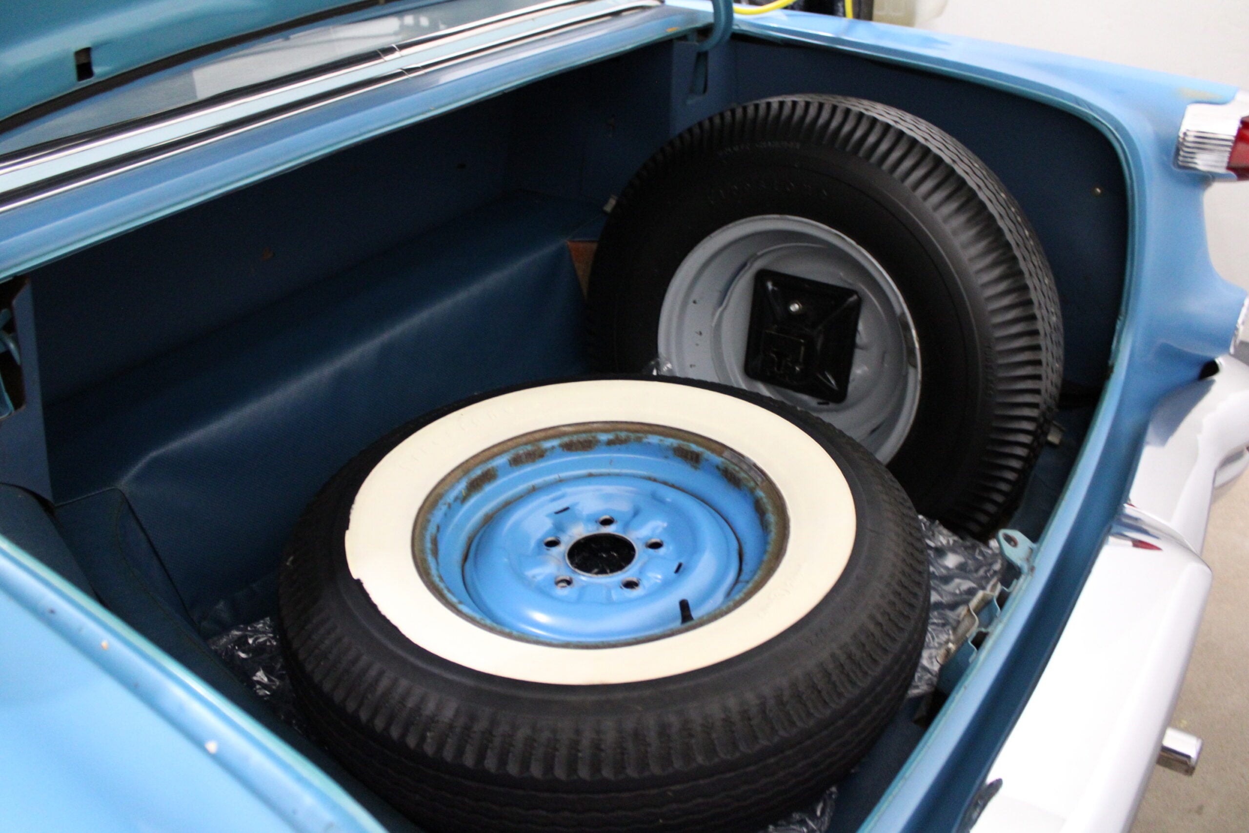 1956 Oldsmobile 88 4dr Hardtop