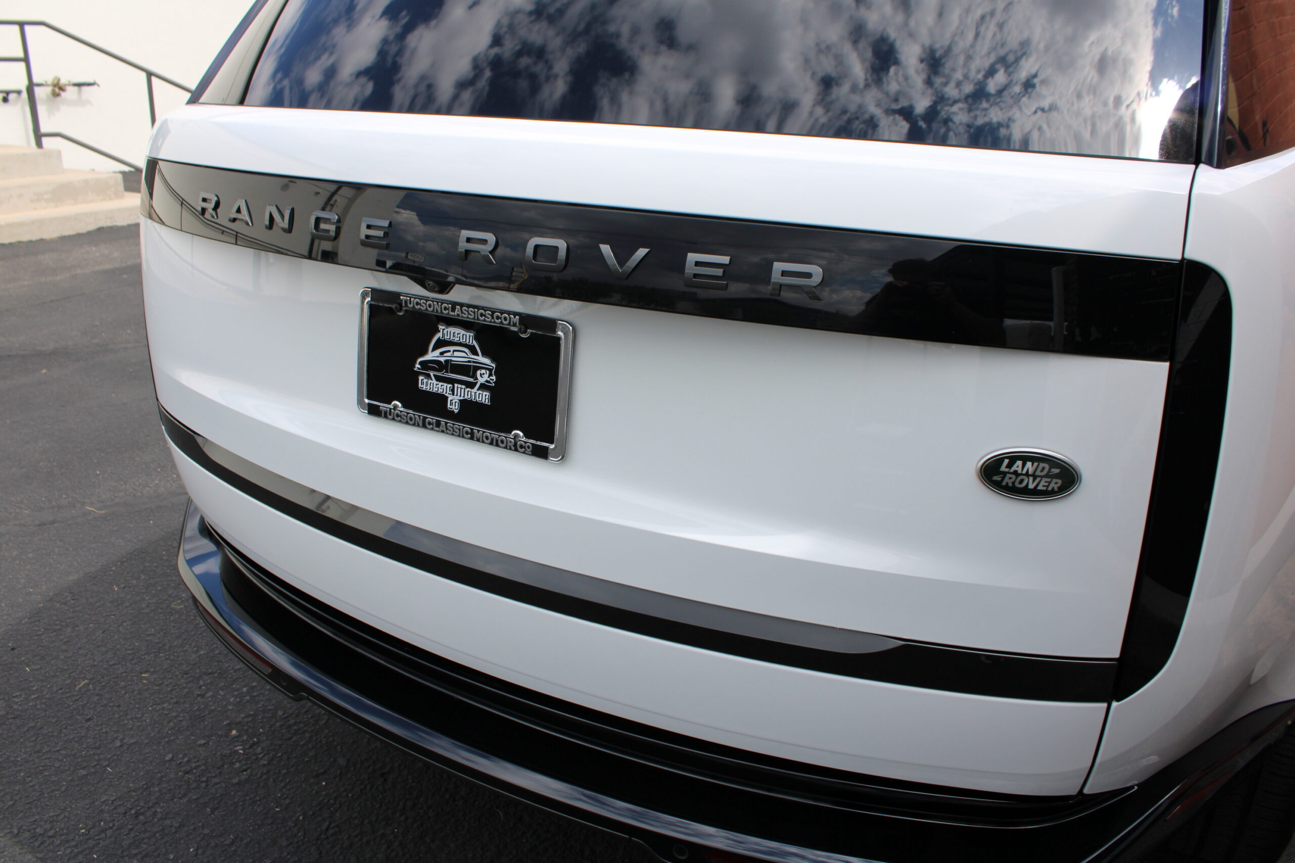 2023 Land Rover Range Rover P530 SE