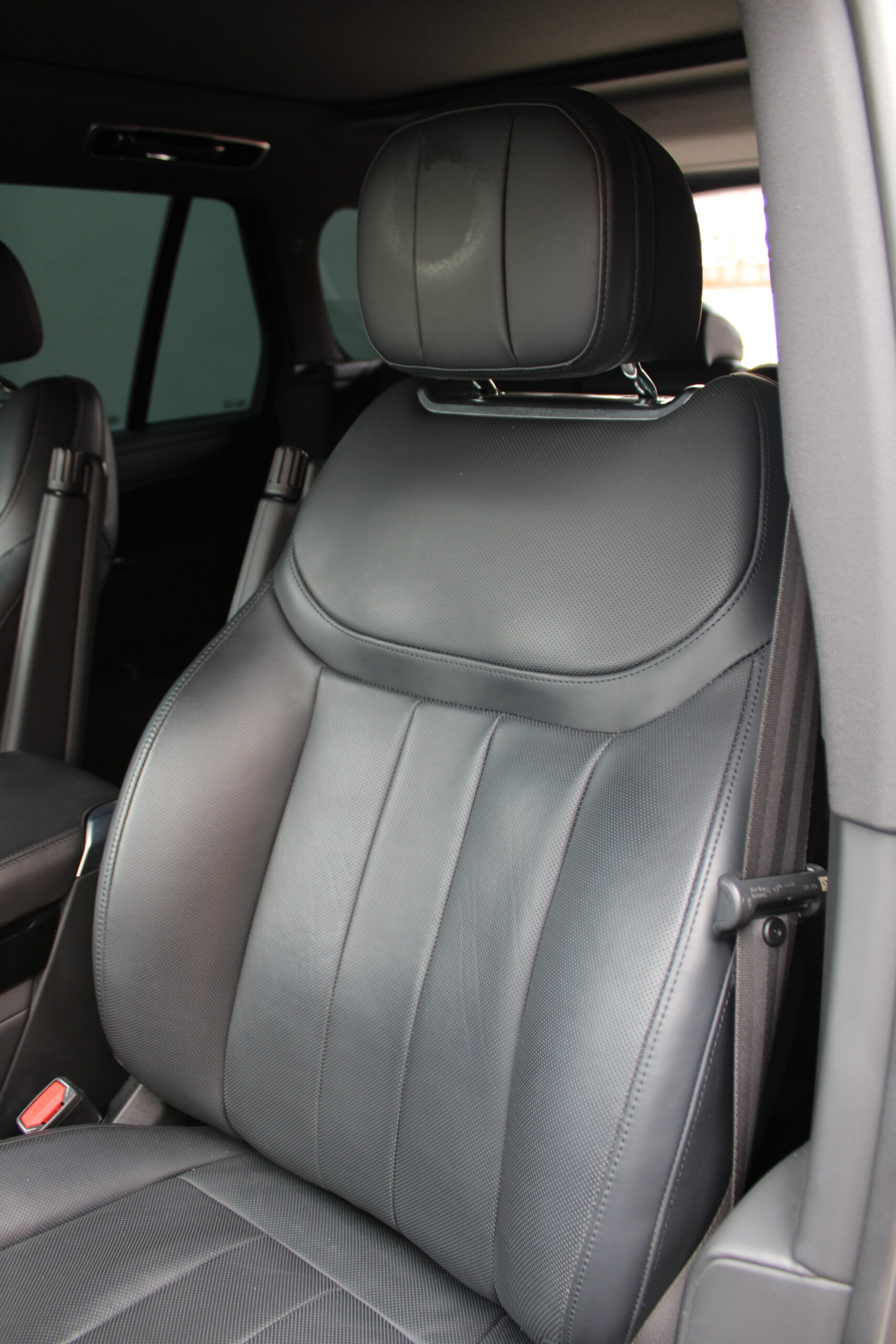 2023 Land Rover Range Rover P530 SE