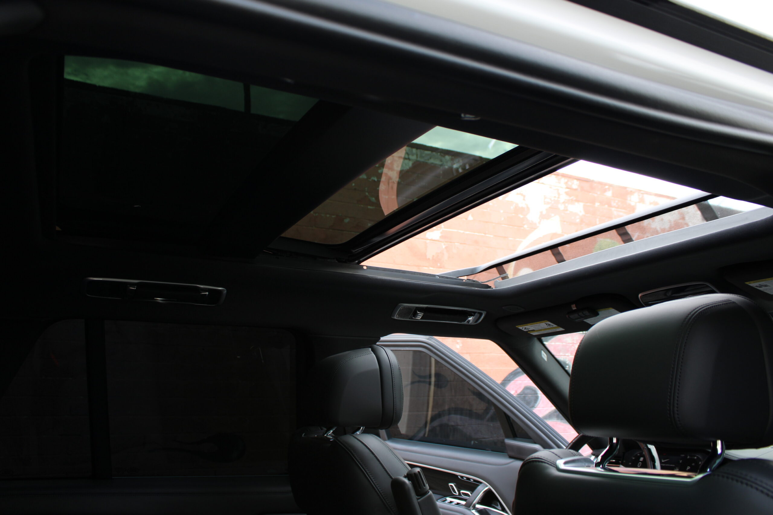 2023 Land Rover Range Rover P530 SE