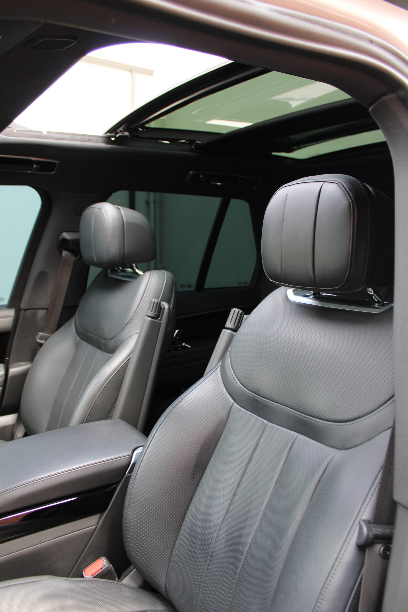 2023 Land Rover Range Rover P530 SE