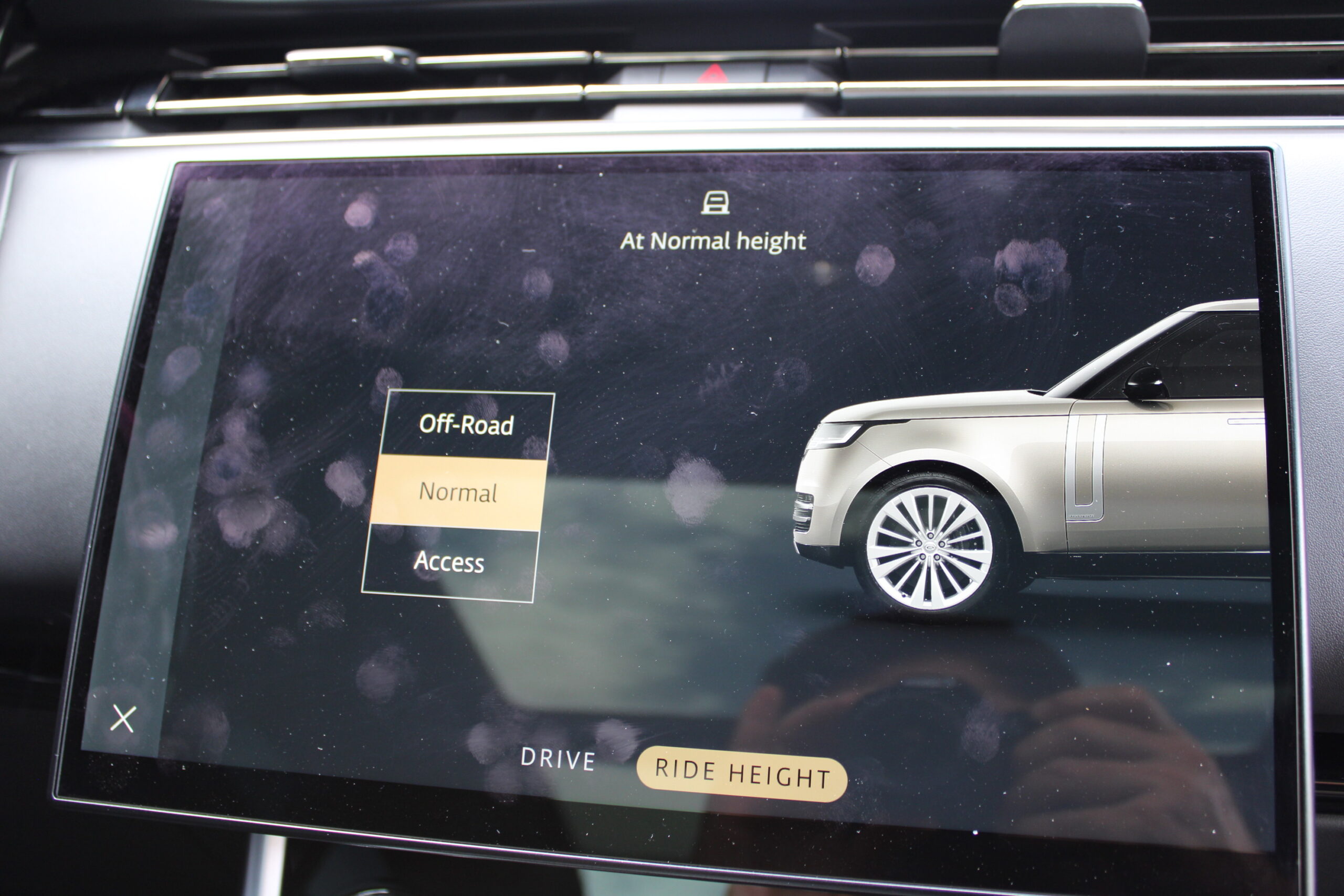 2023 Land Rover Range Rover P530 SE