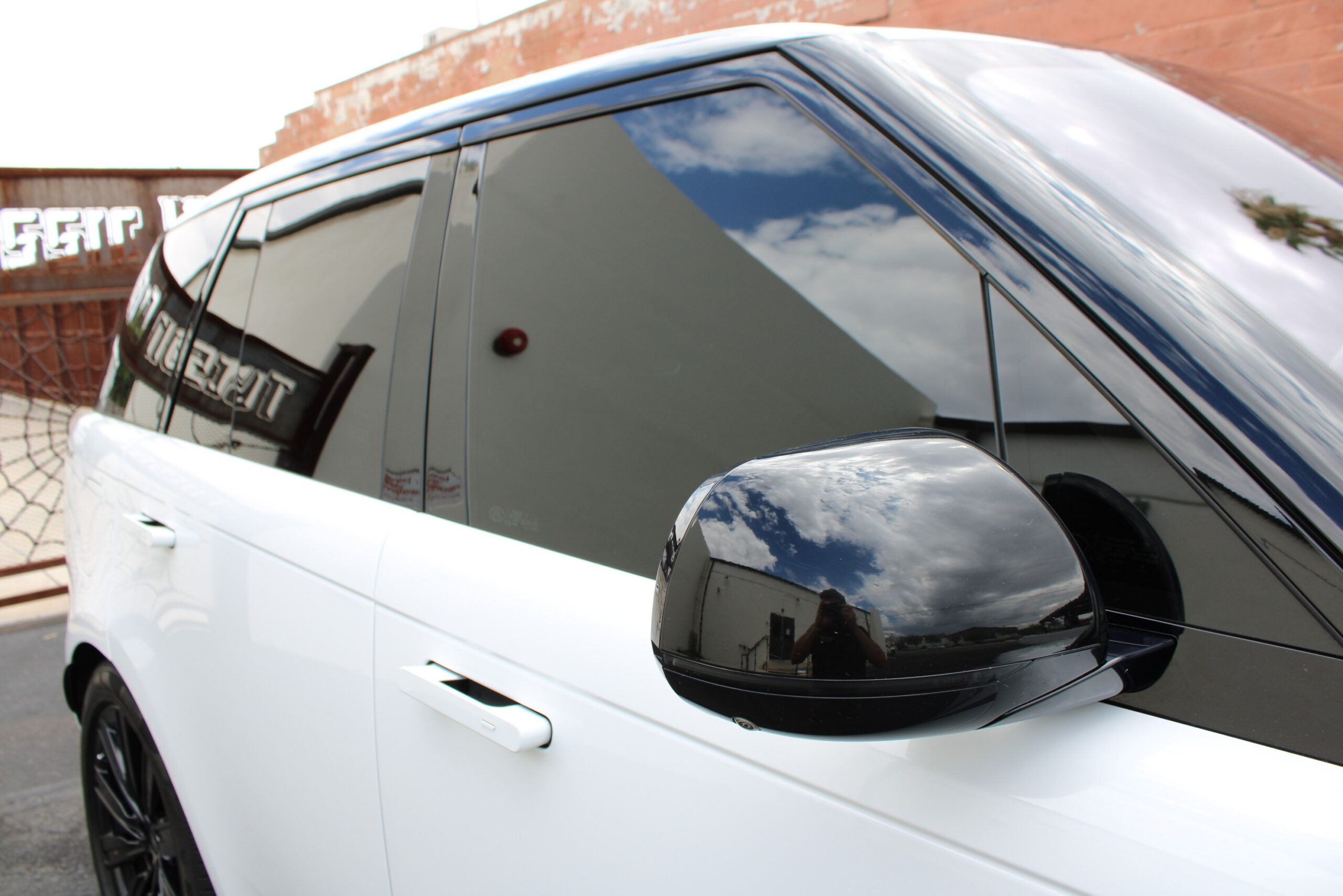 2023 Land Rover Range Rover P530 SE