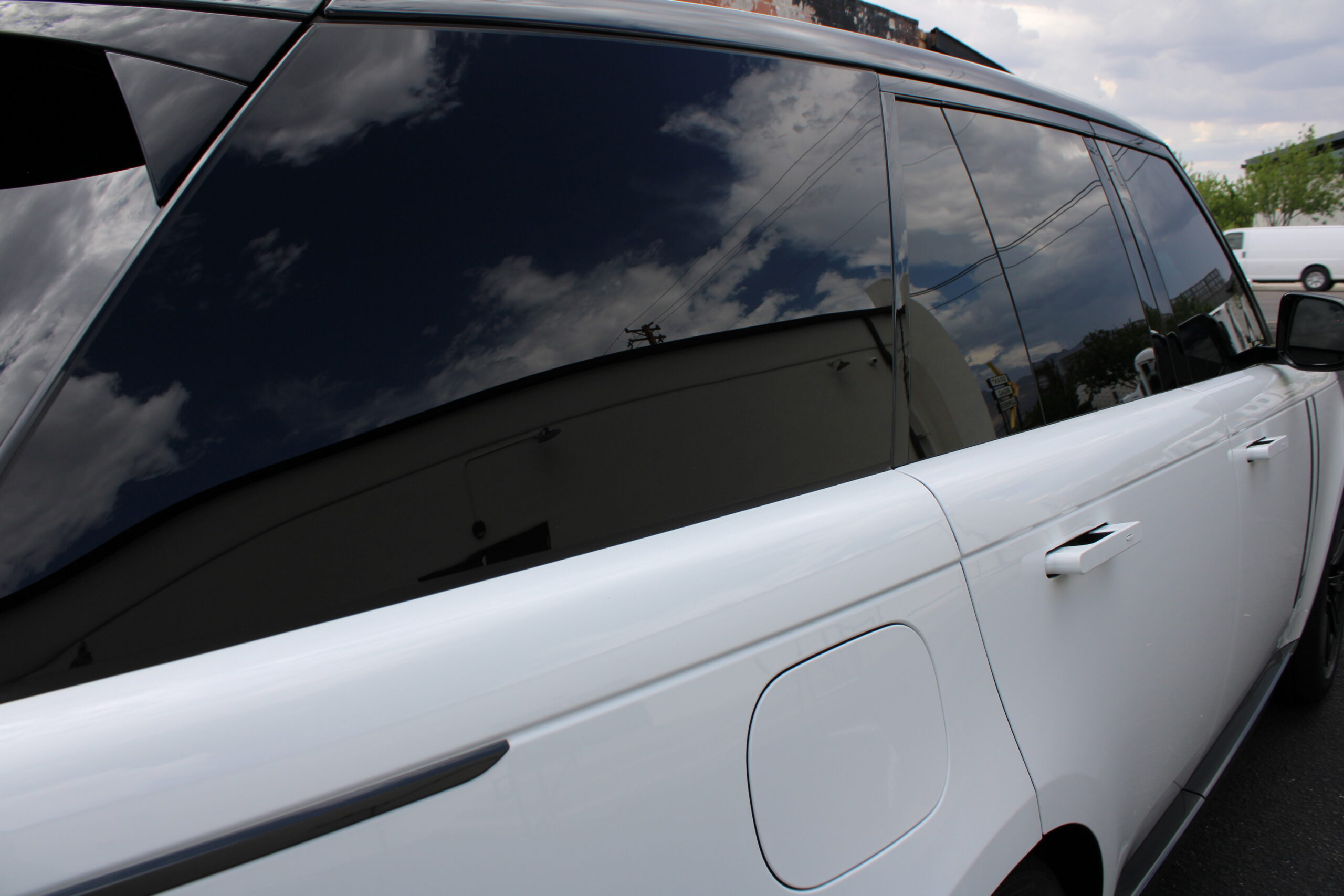 2023 Land Rover Range Rover P530 SE