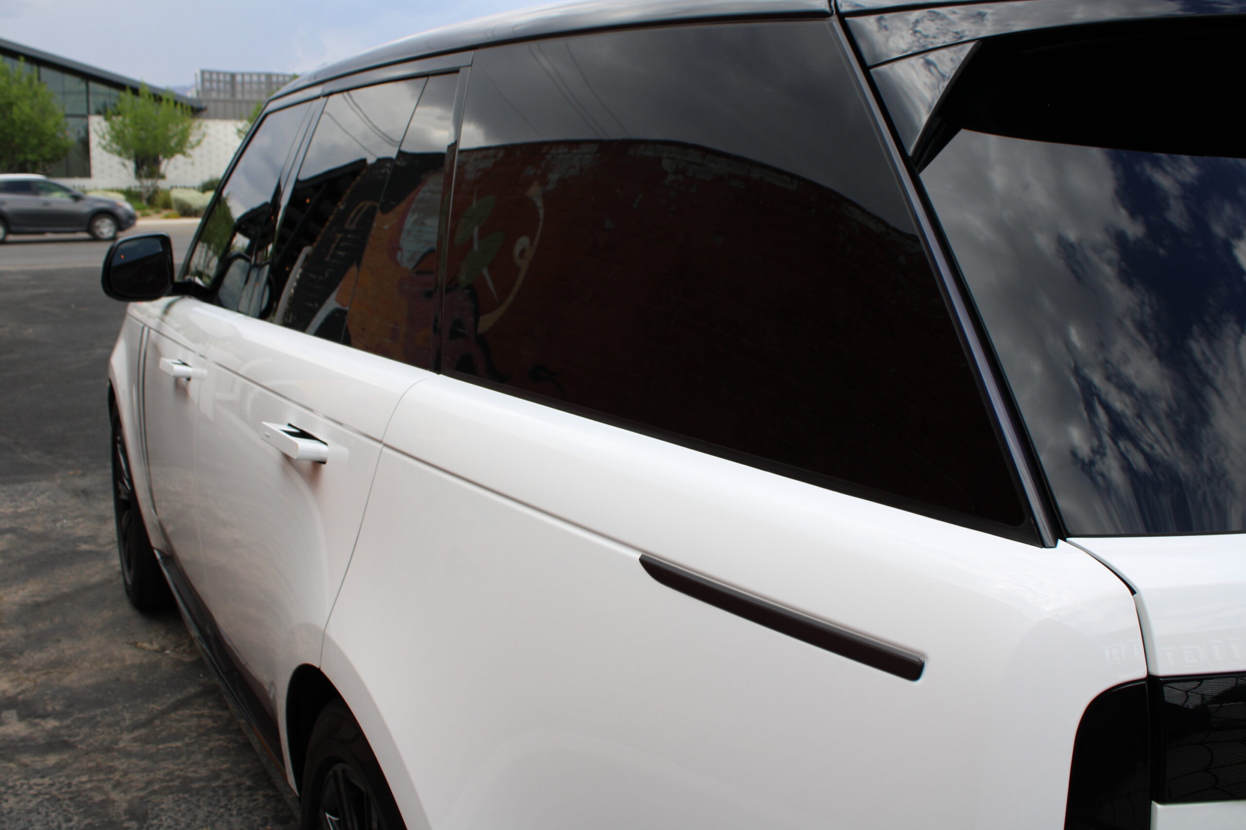 2023 Land Rover Range Rover P530 SE