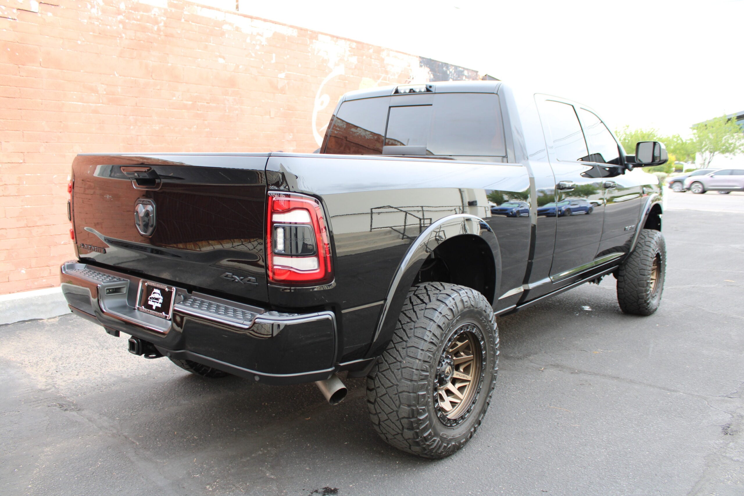 2020 Ram 3500 MEGACAB  HO Diesel Aisin 5″ Lift 42k miles