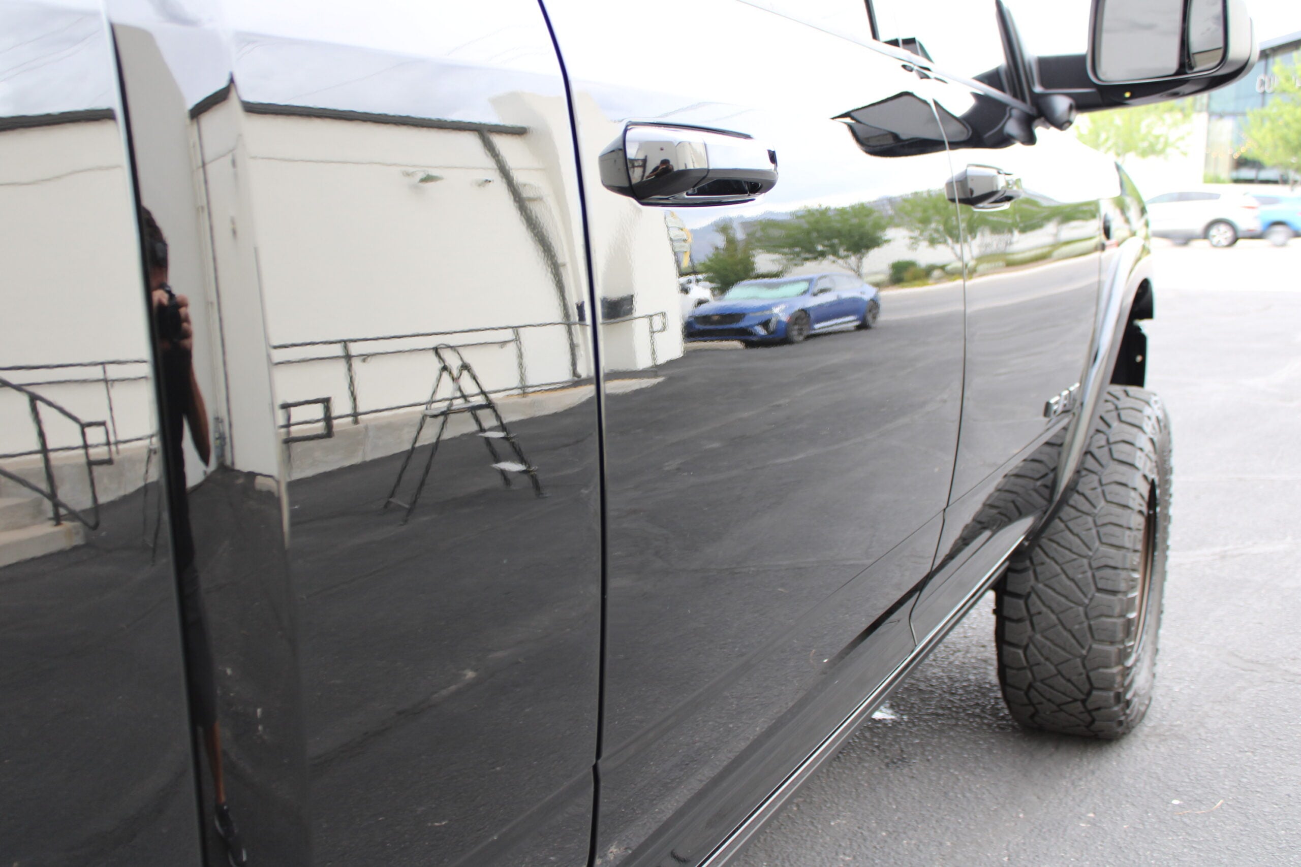 2020 Ram 3500 MEGACAB  HO Diesel Aisin 5″ Lift 42k miles