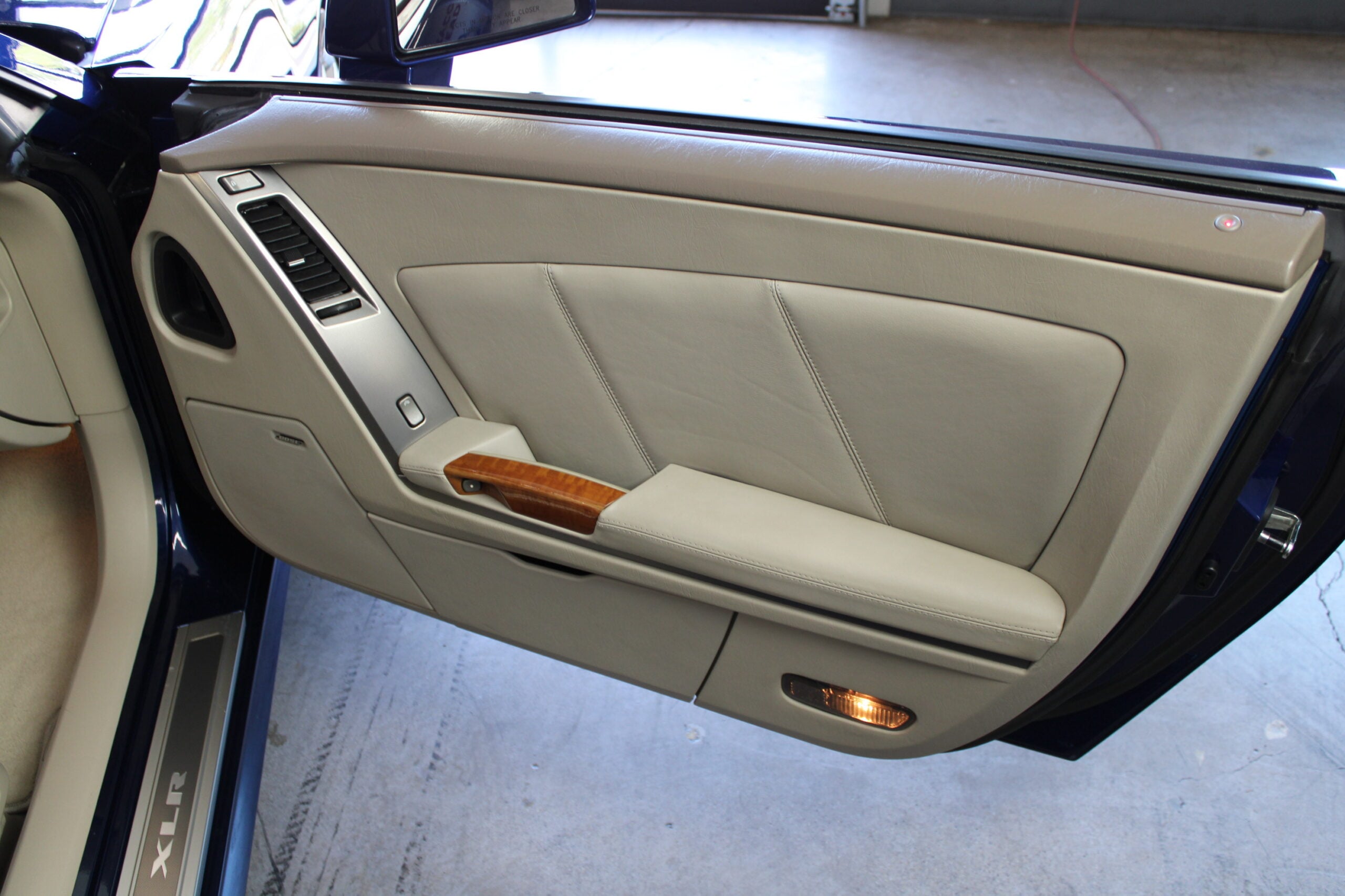2005 Cadillac XLR with 32k Miles