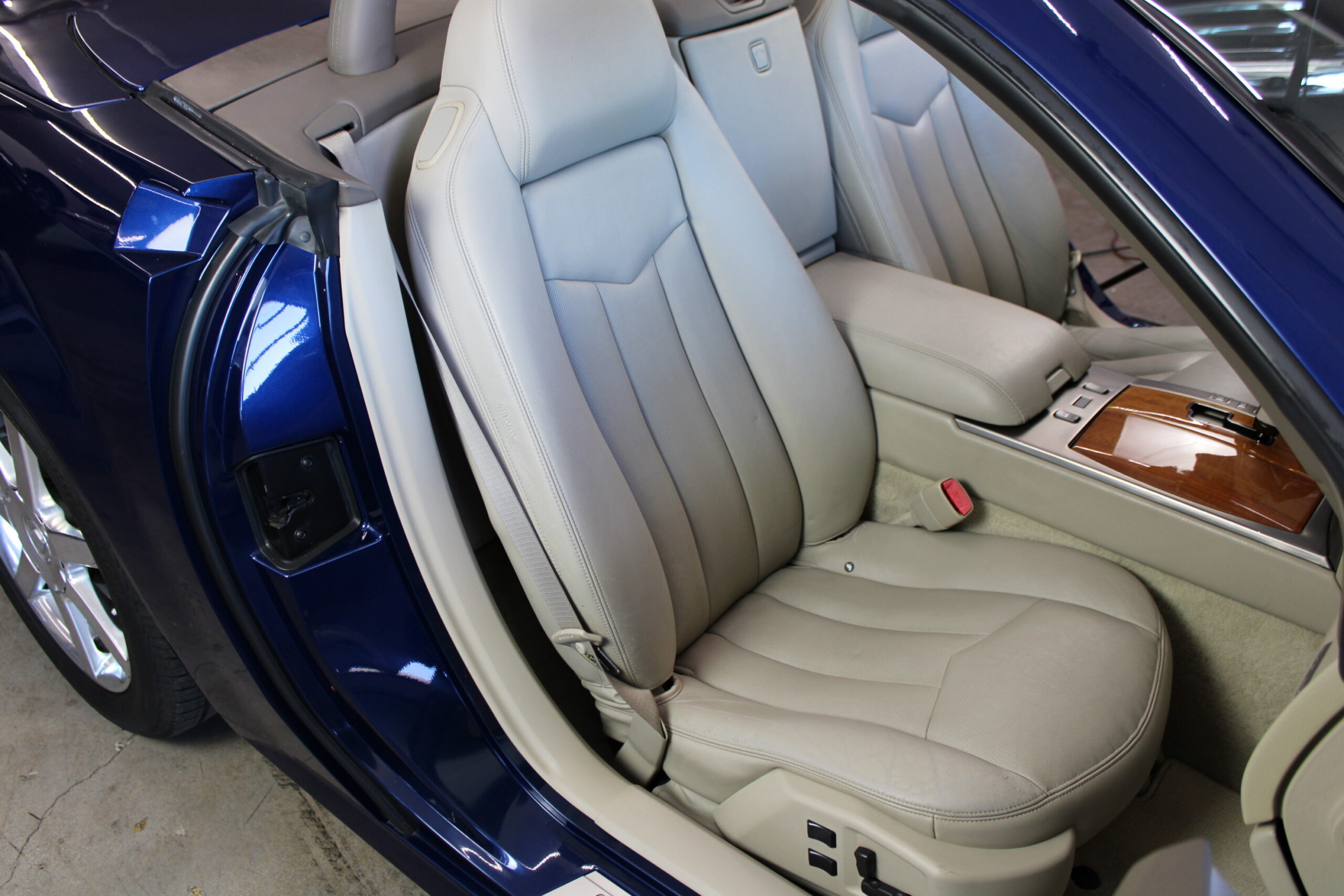2005 Cadillac XLR with 32k Miles